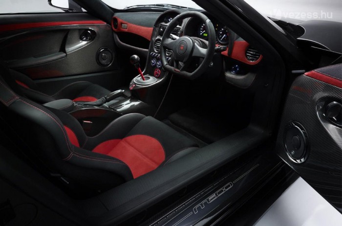 Sportkocsi, amihez nem elég a pénz 6