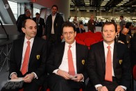 F1: Felhúzta az orrát az új Ferrari – videó 6