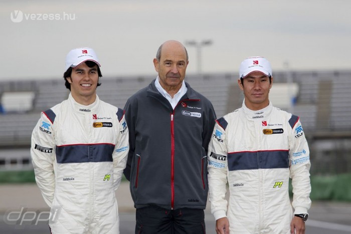 F1: Már nem meztelen az új Sauber 7