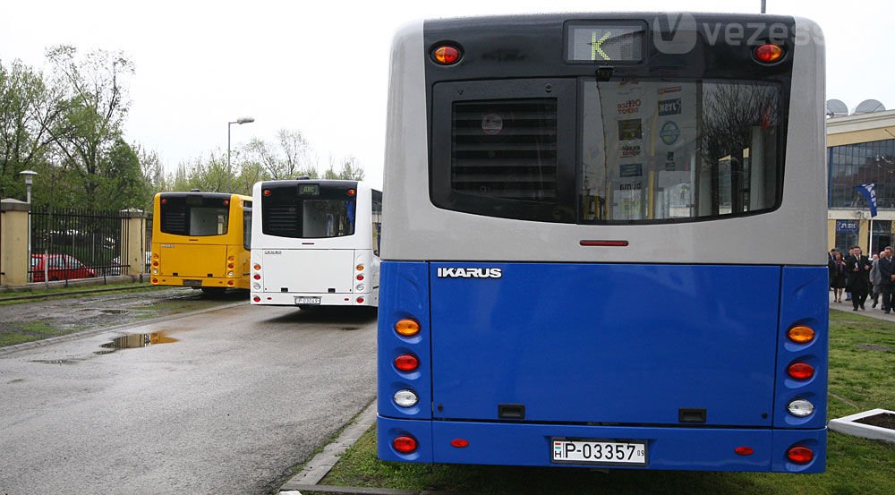 Nemcsak három színben kapható