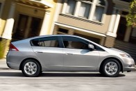 Honda Insight: olcsóbb, gyengébb, kisebb, egyszerűbb, mint a Prius