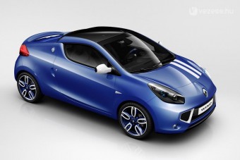 Bekékült Renault roadster