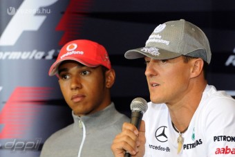 F1: Hamilton idén sem tart Schumitól
