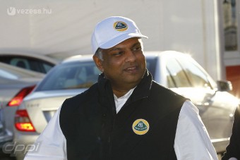 F1: Uralkodói kitüntetés a Lotus-főnöknek