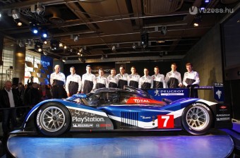 V8-assal támad a Peugeot Le Mans-ban
