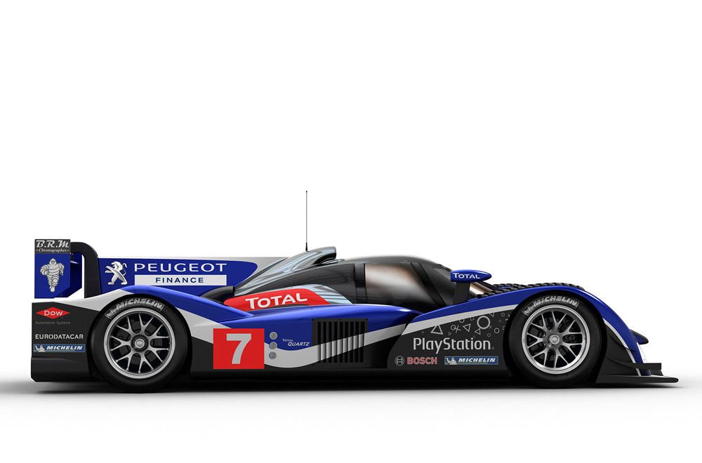 V8-assal támad a Peugeot Le Mans-ban 4