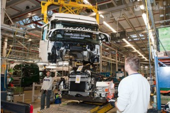 Félmillió teherautó fél évszázad alatt