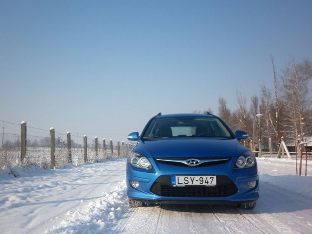 A szín szerencsére feldobja.