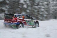 Azzal, hogy olcsóbb lett a WRC, több privát versenyző indulhat, a gyári autók mellett hat privát Fiesta is itt van Svédországban