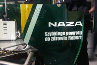 F1: Az autókon üzennek Kubicának a csapatok 10