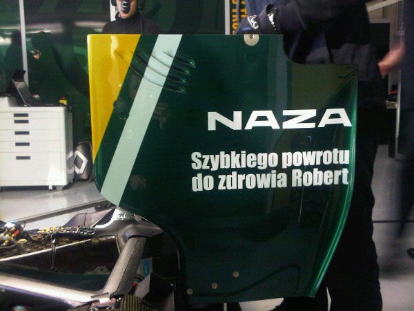 F1: Az autókon üzennek Kubicának a csapatok 5