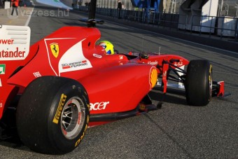 F1: Massa diktált a nyitónapon Jerezben