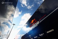 F1: Mit rejteget a Red Bull? 31