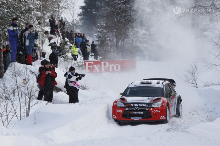 Privát pilóta az élen a Svéd-ralin 8