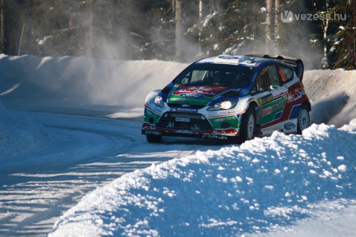 Videó: Mikko Hirvonen száguld 6