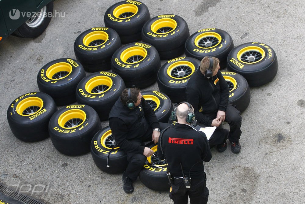 F1: Villantott a Williams a zárónapon 16