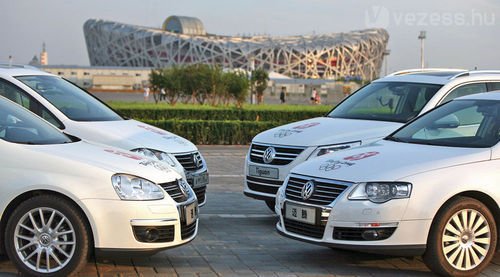 Kínába ömlik az autógyártók pénze