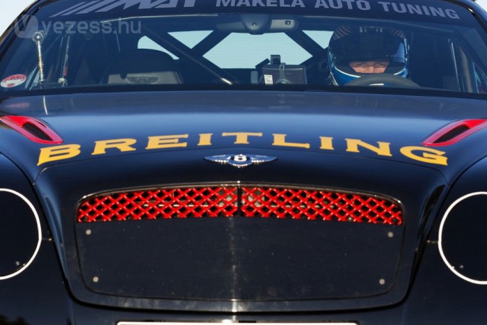 Kabriózás 330-cal 7