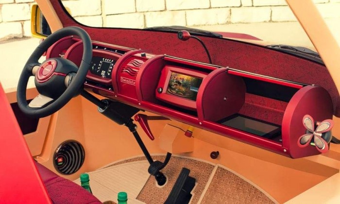 Puritán belső, de nem is kell több. 