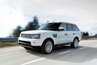 Genfben mutatják be a plug-in hibrid Range Rover prototípusát, amiben a villanymotor mellett egy dízelmotor dolgozik.