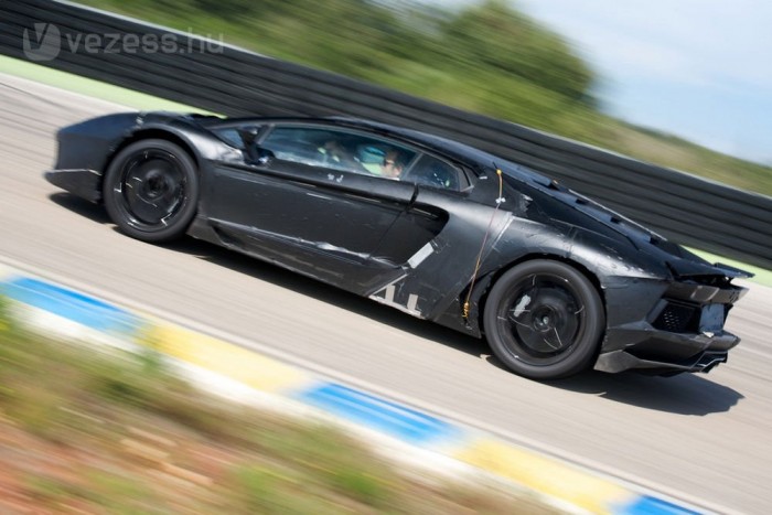 Videón a Lamborghini Aventador