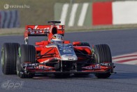 F1: Vettel iskolázott a teszten 29