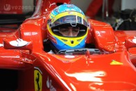 F1: Vettel uralja Barcelonát 30