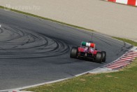 F1: Vettel uralja Barcelonát 32