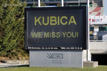 F1: Év közben is ejthetik Heidfeldet?