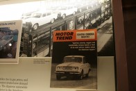 Az 1965-től gyártott Toyota Corona az első japán autó, amely az amerikai igények szerint készült. Sikeres is lett