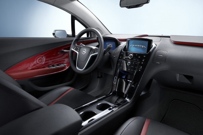 11 millió az Opel hibridje 7 | Vezess 11 millió az Opel hibridje 7