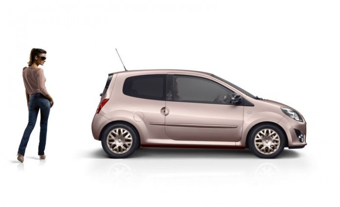 Vulévu kusé ávekmoá? – egy Twingóban 6 | Vezess Olasz divatmárka a Miss Sixty, fiatal nőknek