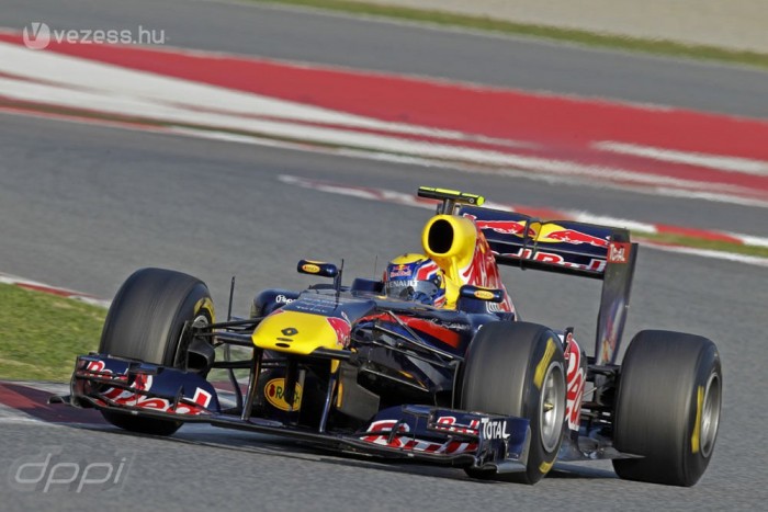 F1: A Red Bull a Ferrarival számol