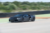 Nincs titok: Itt az új Lamborghini 18