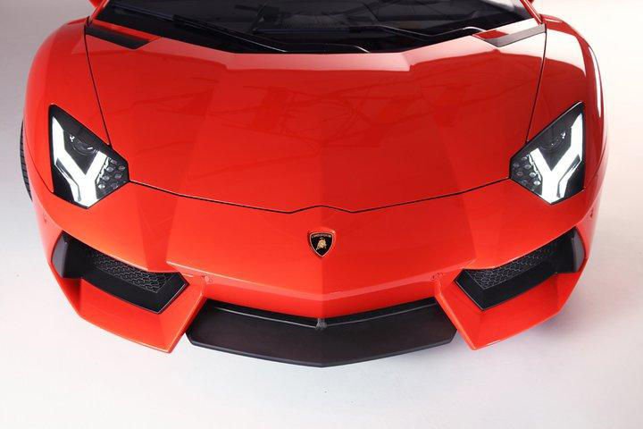 Nincs titok: Itt az új Lamborghini 14