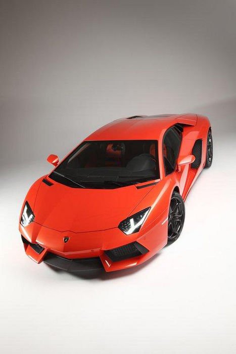 Nincs titok: Itt az új Lamborghini 15