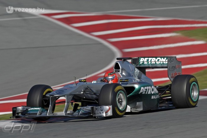 F1: Mindenkit meglep a Mercedes?