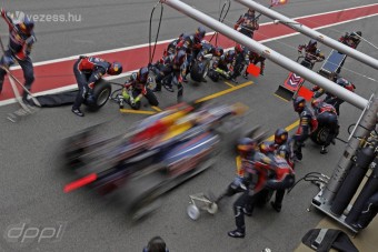 F1: A Renault és a Mercedes lemaradt?