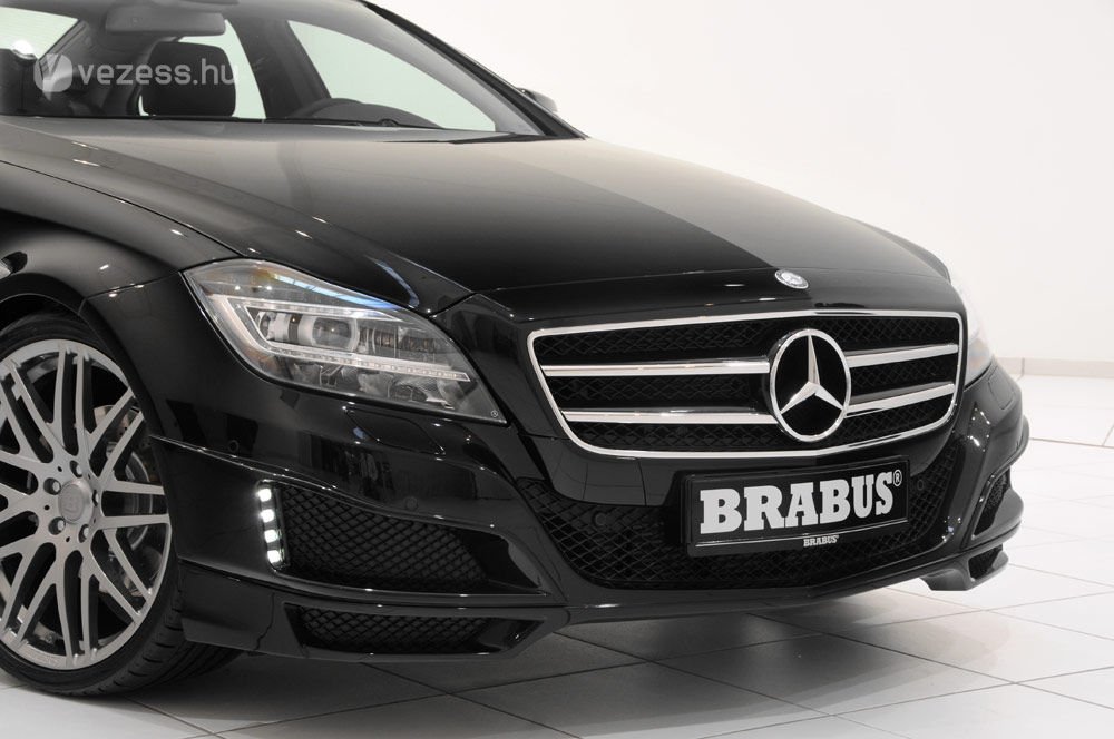 Kupé Merci Brabus-köntösben 7