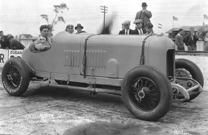 A DuPont Motors által indított autó az ígéretes 19. helyről rajtolt az 1930-as futamon, ám a 22. körben egy baleset miatt a verseny feladására kényszerültek