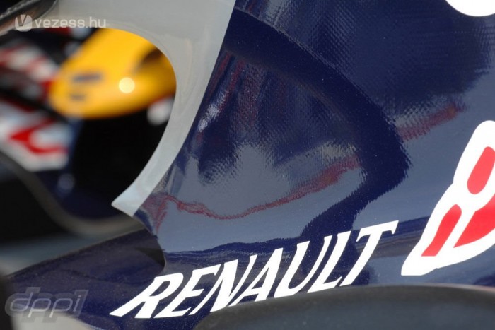 F1: Átkeresztelik a Red Bull motorját
