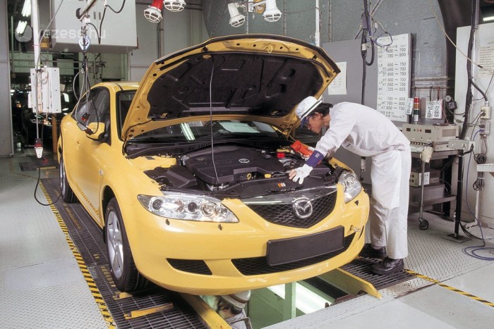 Öngyilkos dolgozó miatt fizet a Mazda