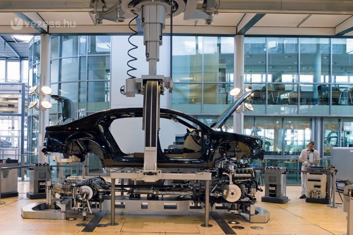 Veszélyben 300 ezer autógyári munkahely 3