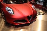 Hamvas szépség az Alfa Romeo standján 32