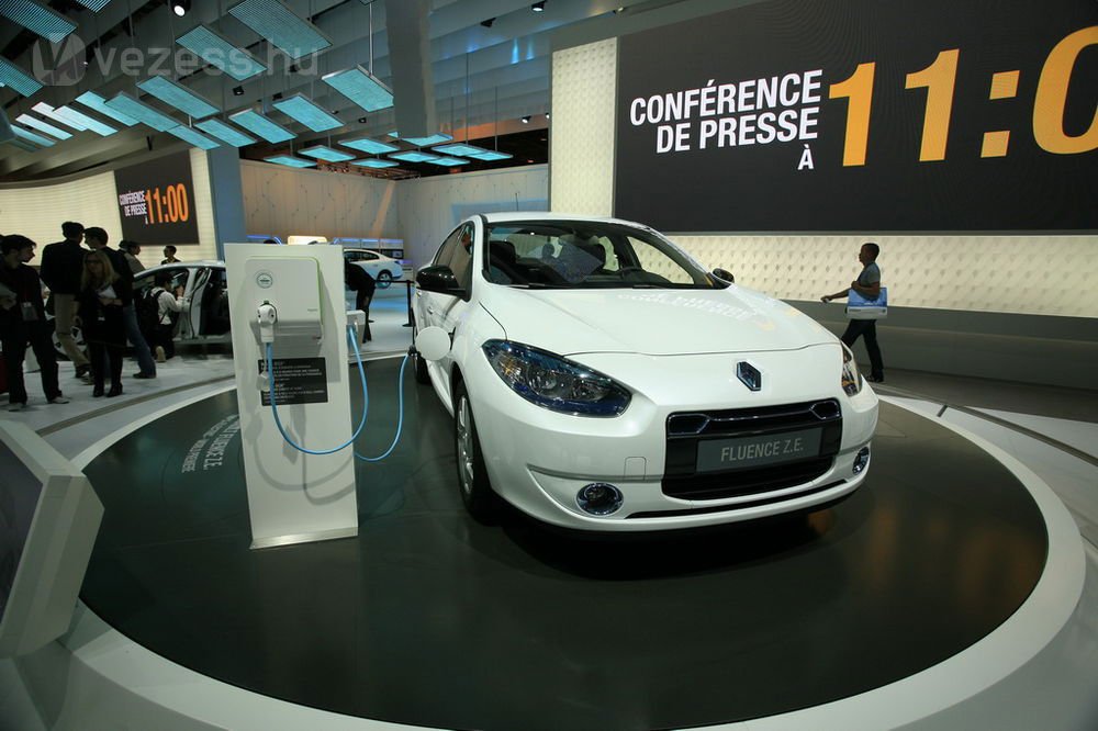 A francia rendőrség vizsgálata "semmilyen kémkedésre utaló nyomot" nem talált a Renault autógyárnál.