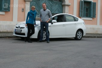 Hibridszűz sofőr a Toyota Priusban