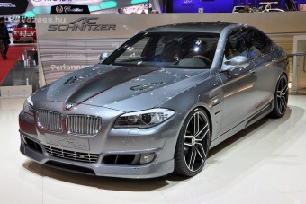 BMW M5 pótlék