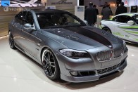 BMW M5 pótlék 13