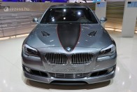 BMW M5 pótlék 14