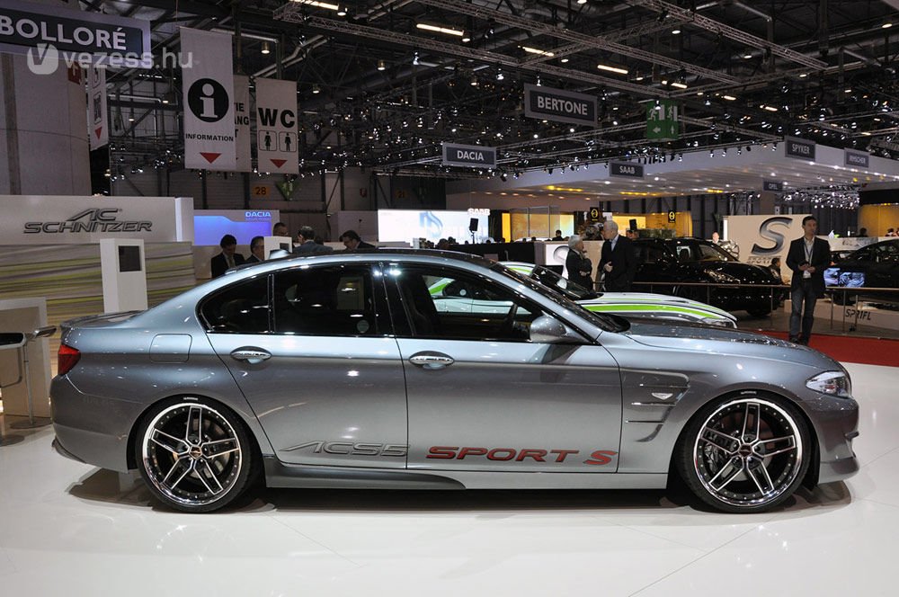 BMW M5 pótlék 6